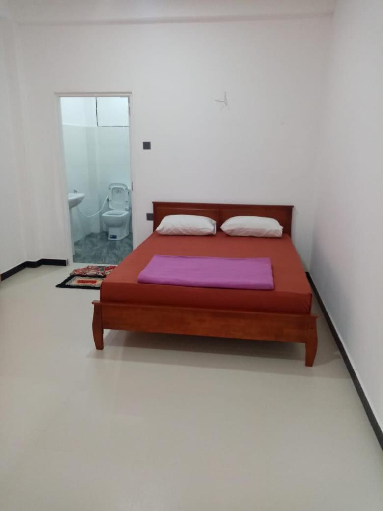 Cool Planet Rest Inn Хапутале Екстериор снимка